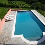 Con Piscina E Intera A Uso Esclusivo Casa Del Tatil Evi La Morra