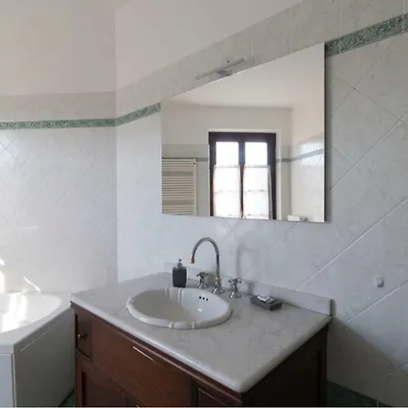 Con Piscina E Intera A Uso Esclusivo Casa Del