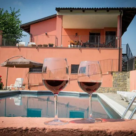 Con Piscina E Intera A Uso Esclusivo Casa Del * La Morra