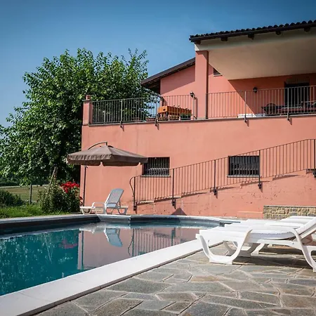 Dom wakacyjny Con Piscina E Intera A Uso Esclusivo Casa Del La Morra