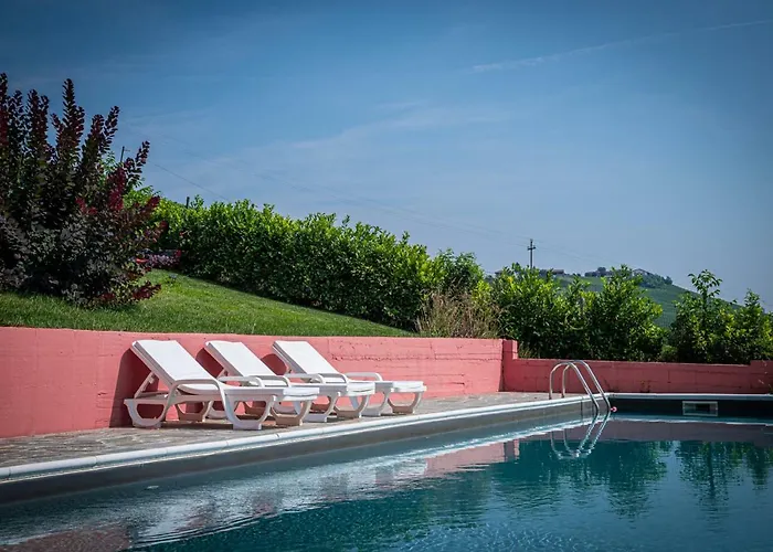 Dom wakacyjny Con Piscina E Intera A Uso Esclusivo Casa Del La Morra