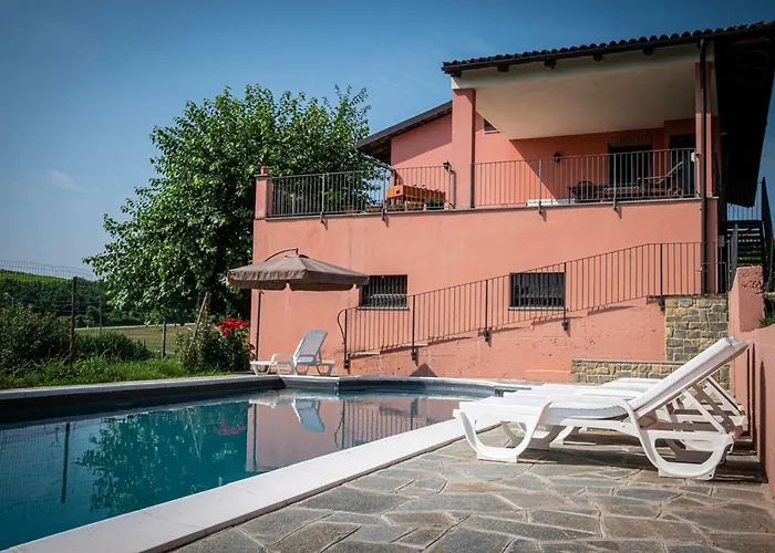 Dom wakacyjny Con Piscina E Intera A Uso Esclusivo Casa Del La Morra